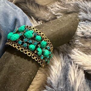 Antique Inspire Brass Tone Capri Blue Rhinestone Hearts Gem Cuff  Bracelet